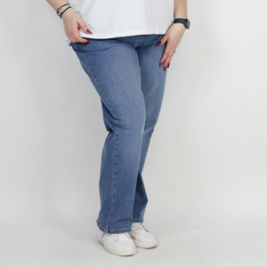 JEANS OVER FLARED LEG