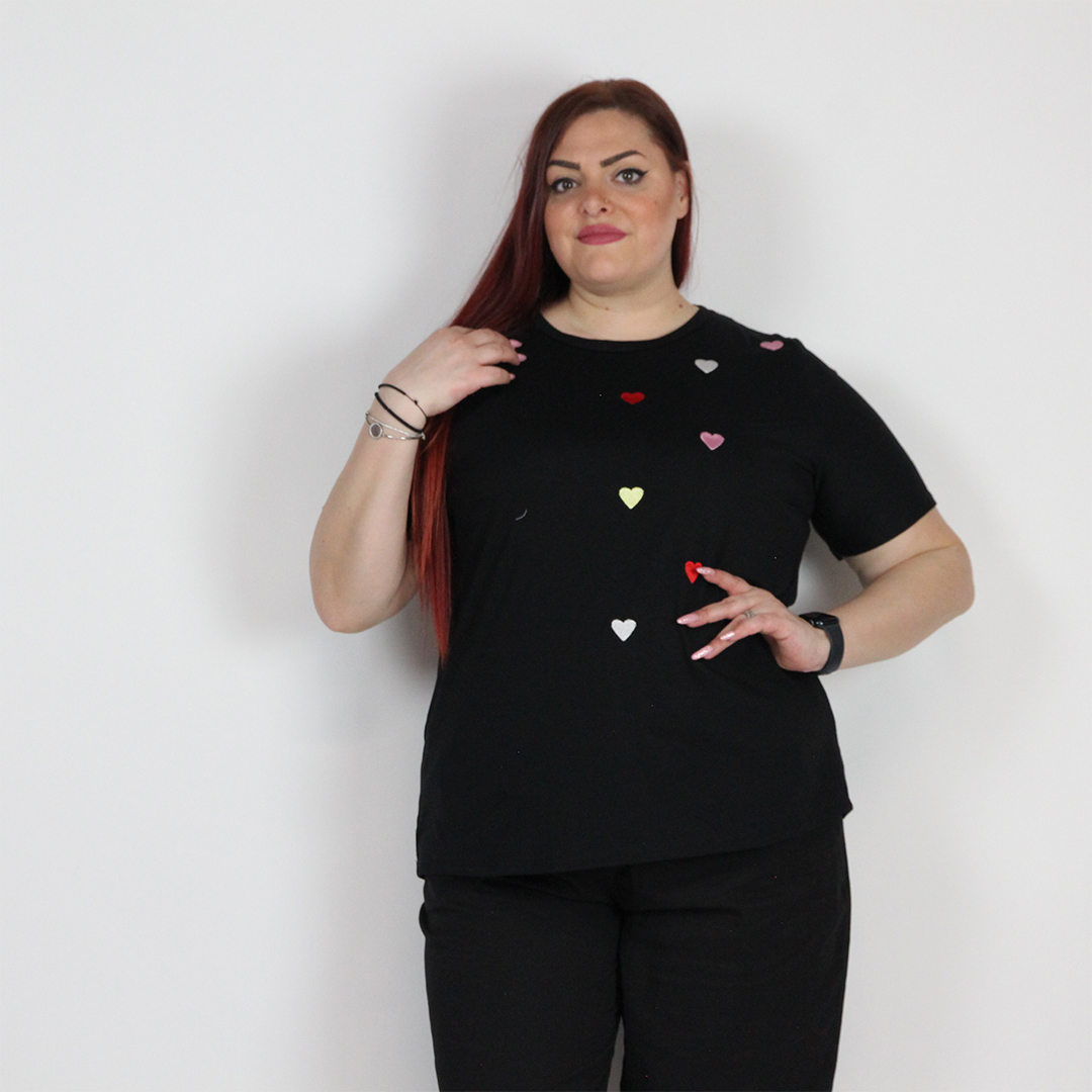 T-SHIRT CUORI RICAMO - immagine 2